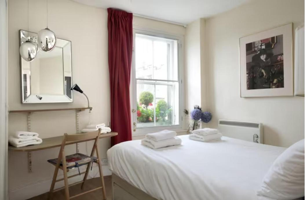 Royal Mile Apartment, 1 Minute From The Castle. เอดินบะระ ภายนอก รูปภาพ